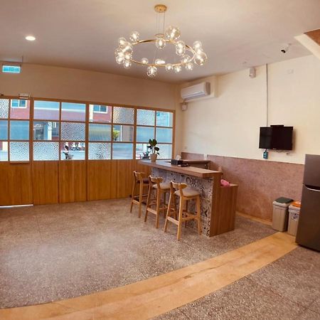 Green Only Homestay Tainan Zewnętrze zdjęcie