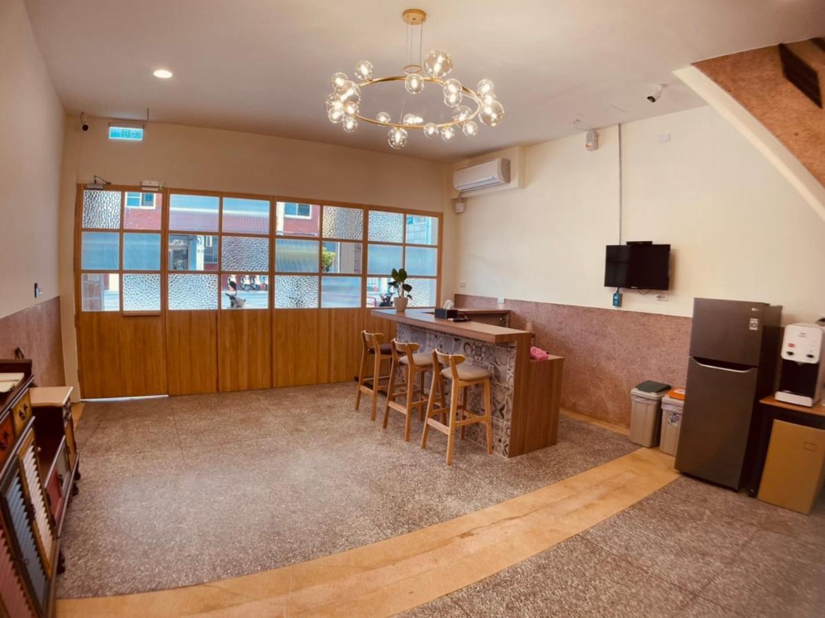 Green Only Homestay Tainan Zewnętrze zdjęcie